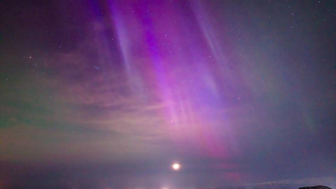 Alaska'nın rengarenk kuzey ışıkları 3