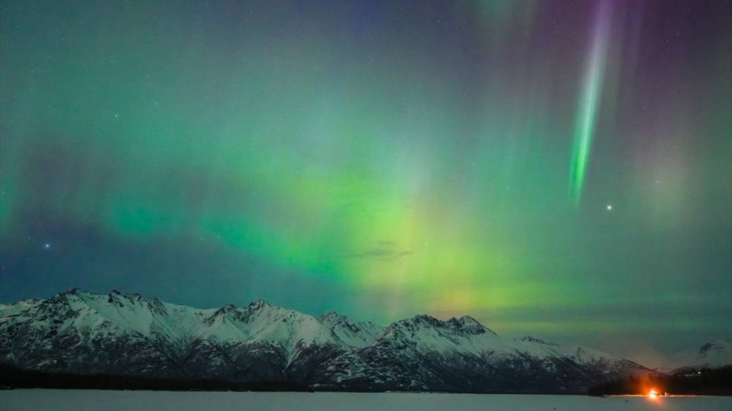Alaska'nın rengarenk kuzey ışıkları 7