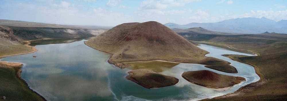 Meke Krater Gölü’nde bahar güzelliği 9