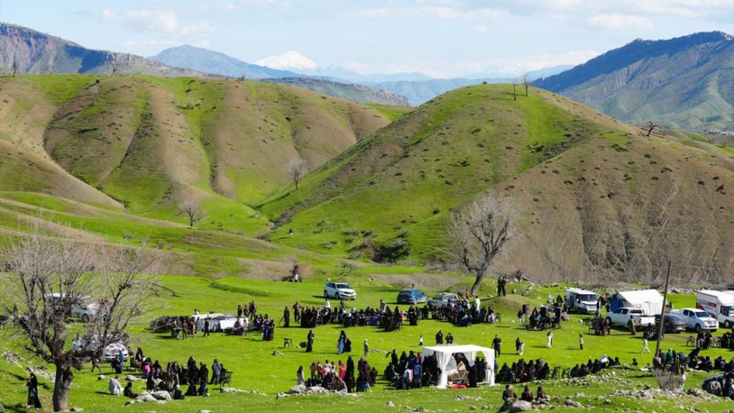 Hakkari'nin bir tarafı bahar diğer tarafı kış 4
