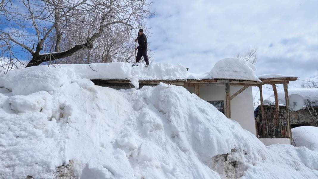 Hakkari'nin bir tarafı bahar diğer tarafı kış 8