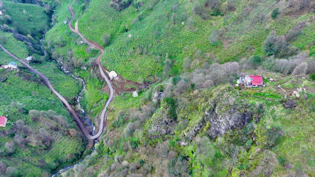 Düzce'nin yaylalarında iki mevsim bir arada 10