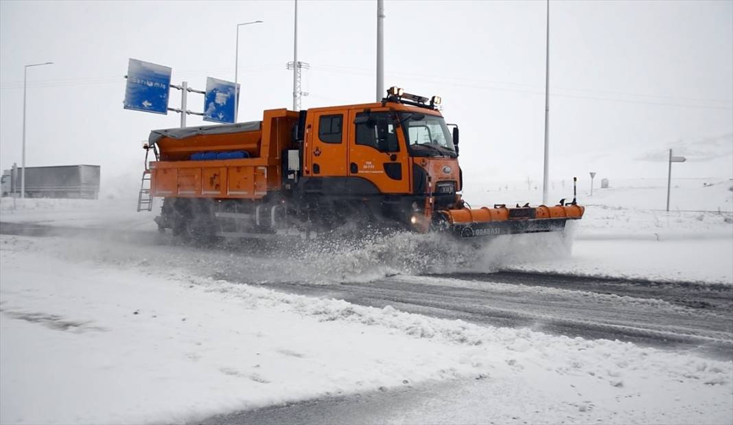 Birçok ilde Nisan ayında beyaz rahmet kar etkili oluyor 12