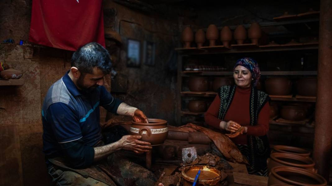 Çömlekçilik geleneği Karacasu'da devam ediyor 16