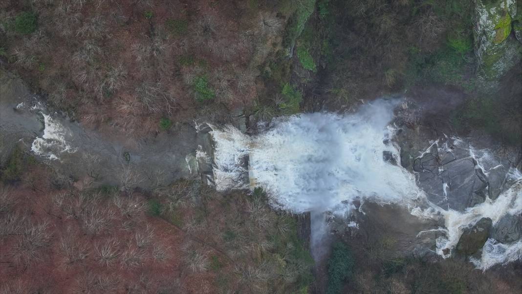 Suuçtu Şelalesi bahar yağışlarıyla coştu 2