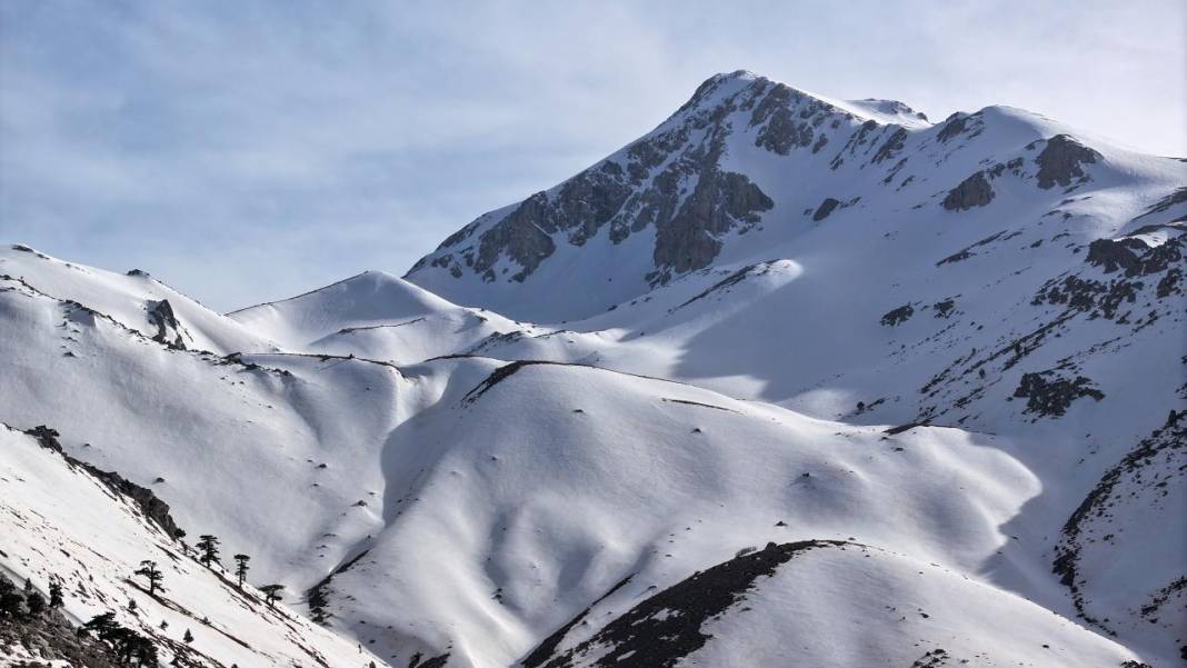 Beyşehir'de bir yanda kış, bir yanda bahar 9