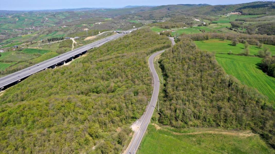 'Eski İstanbul Yolu' ilkbahar manzarasıyla alternatif gezi rotası oldu 14