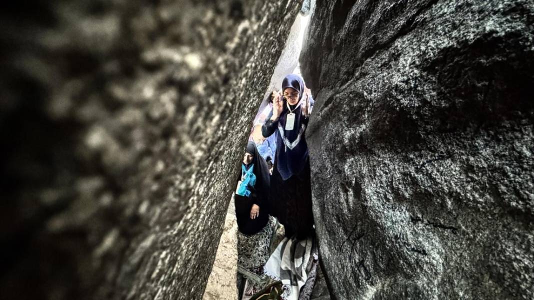 Hacı adayları kutsal mekanları ziyaret ediyor 10