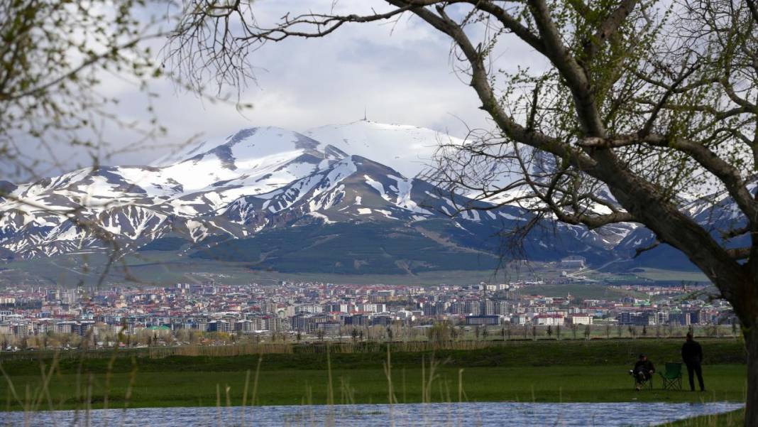 Erzurum'da kış ve bahar bir arada 7