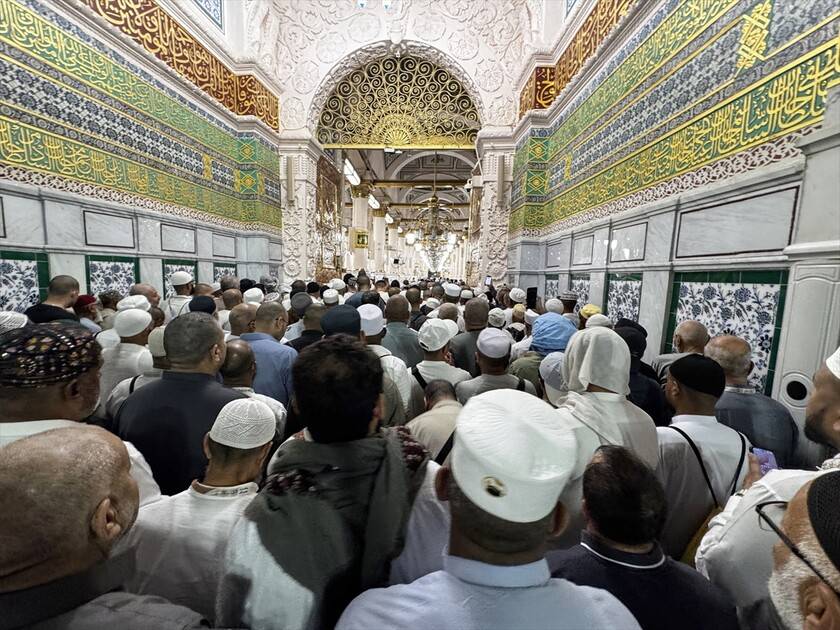 Medine'deki mukaddes mekan ve alanlarda hacıların ziyaretleri sürüyor 23