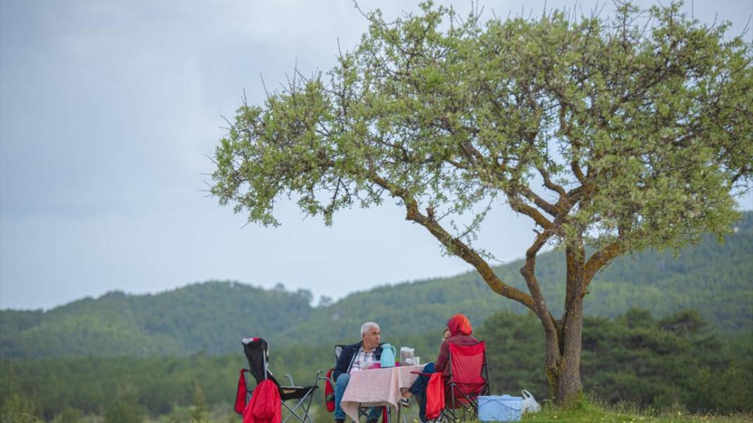 Denizli'nin saklı cenneti 'Yayla Gölü' 9