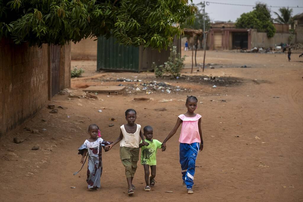 Batı Afrika ülkesi Nijer’den insan manzaraları 12