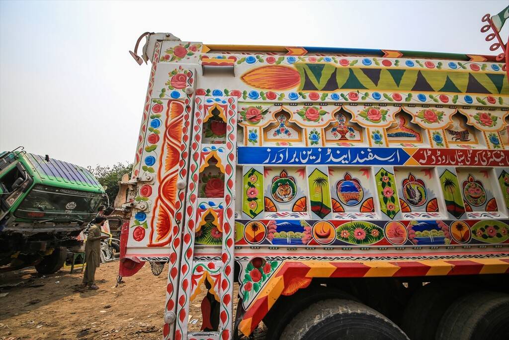 Pakistan'ın boyalı kamyonları ile yollar rengarenk 14