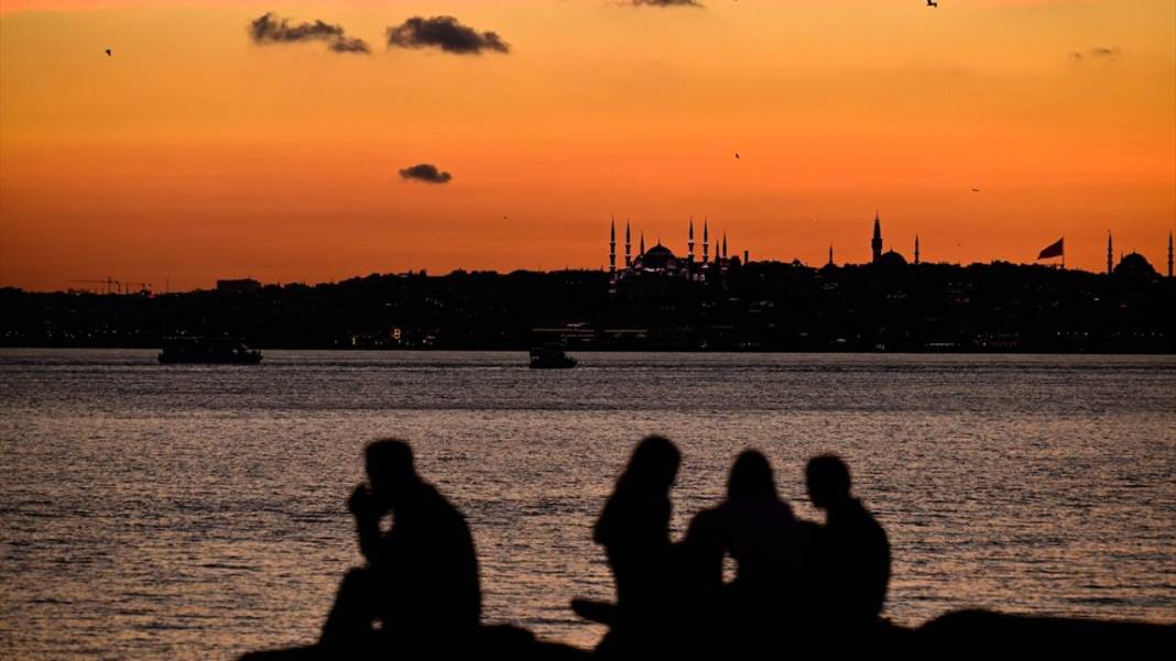 İstanbul'da hilal ve gün batımı 13