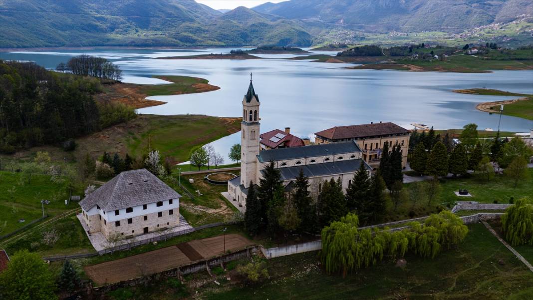 Bosna Hersek'in Rama Gölü 10