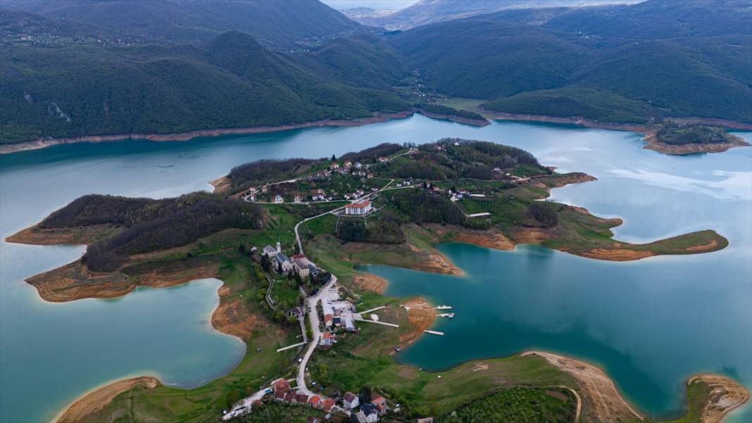 Bosna Hersek'in Rama Gölü 9