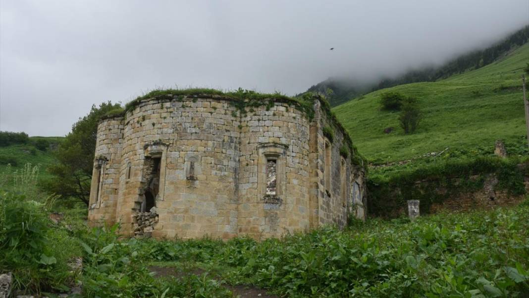 Gümüşhane'nin 2 bin 140 rakımlı Taşköprü Yaylası 9