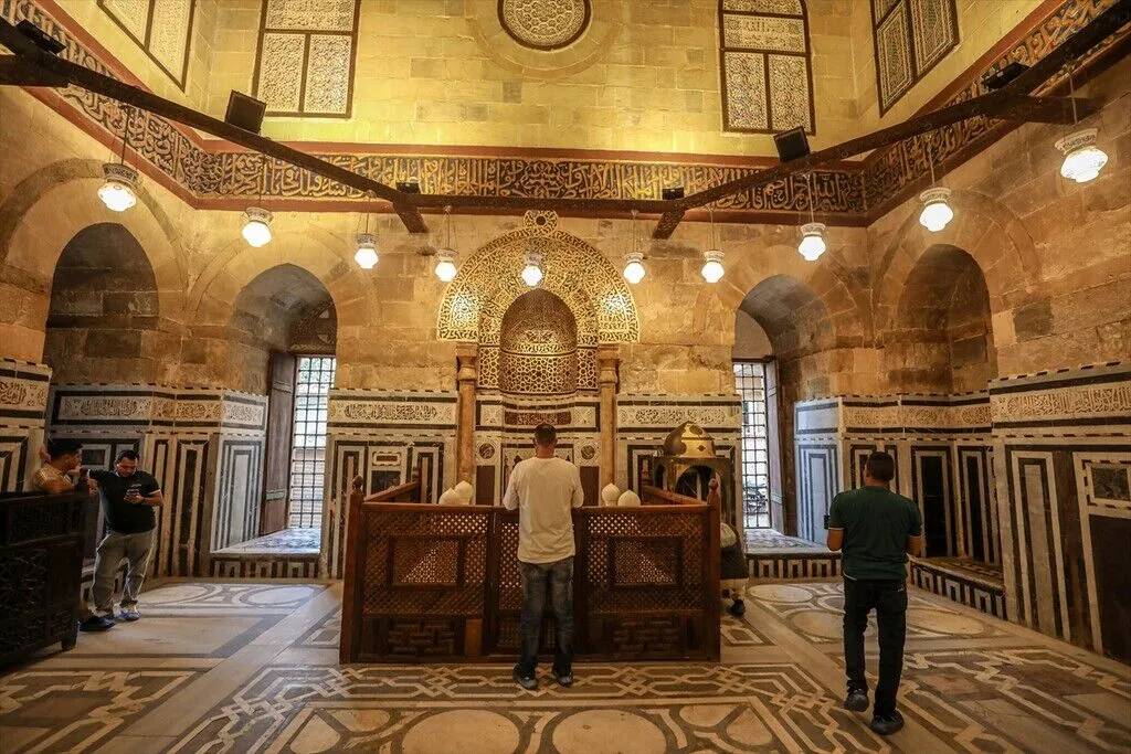 Mısır'da İslam mimarisinin zirve eserlerinden: Sultan Kayıtbay Külliyesi 10