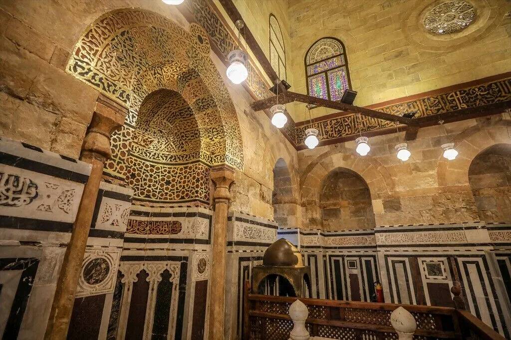 Mısır'da İslam mimarisinin zirve eserlerinden: Sultan Kayıtbay Külliyesi 5