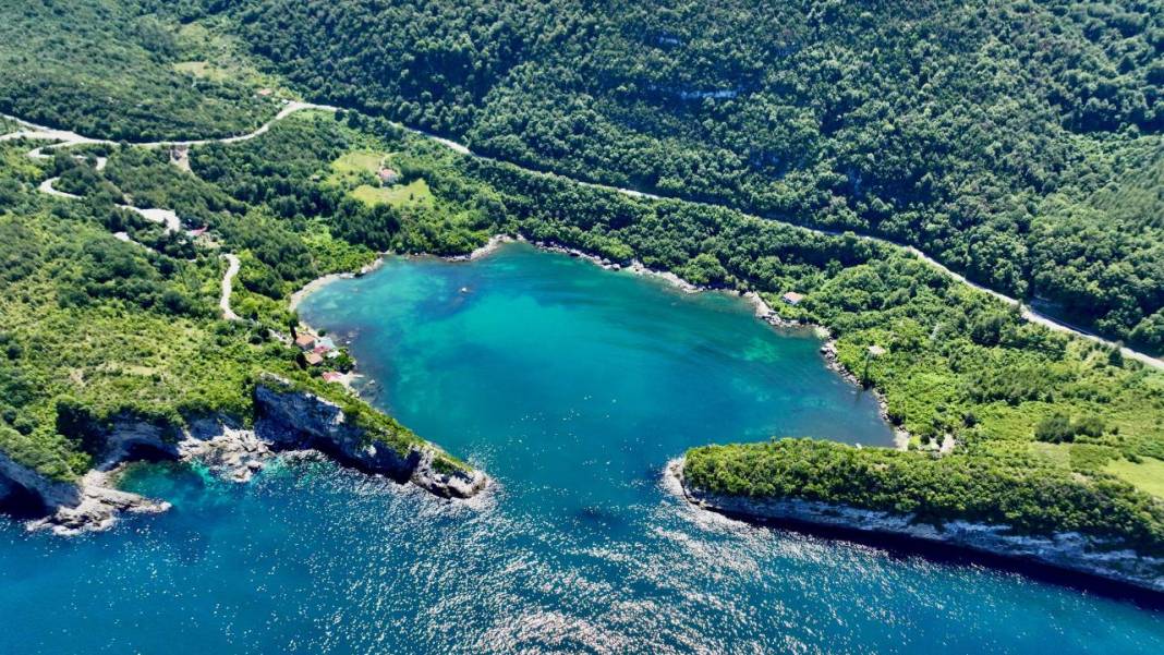 Yeşil ile mavinin buluştuğu adres: Gideros Koyu 1