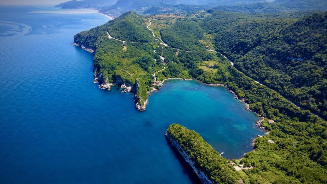 Yeşil ile mavinin buluştuğu adres: Gideros Koyu 10