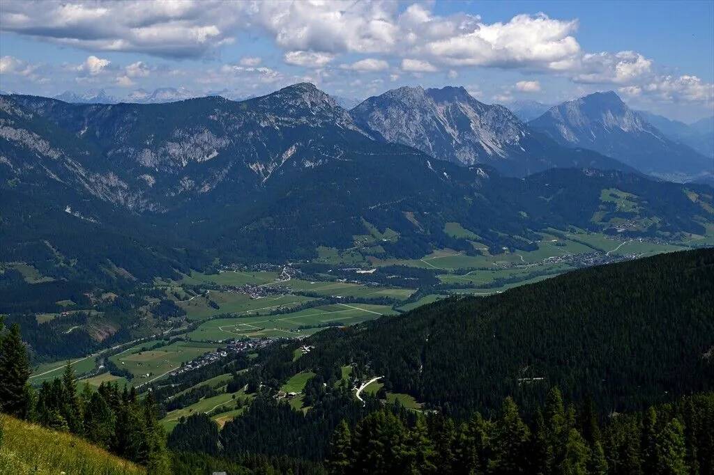 Avusturya'nın Schladming kasabası, tabiatıyla dikkati çekiyor 3