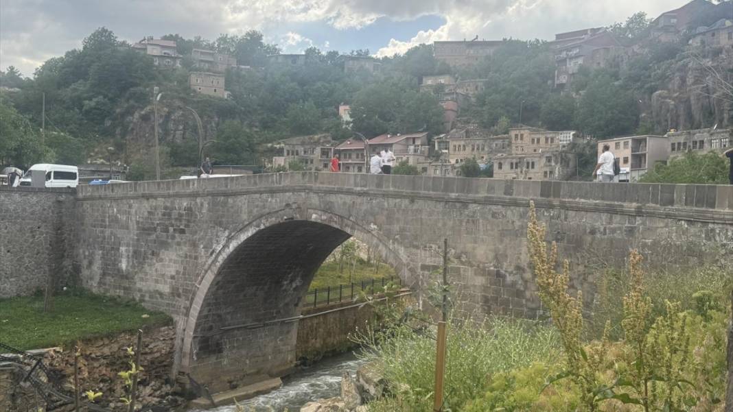 Tarihin ve yaratılış harikası güzelliklerin buluştuğu şehir: Bitlis 5