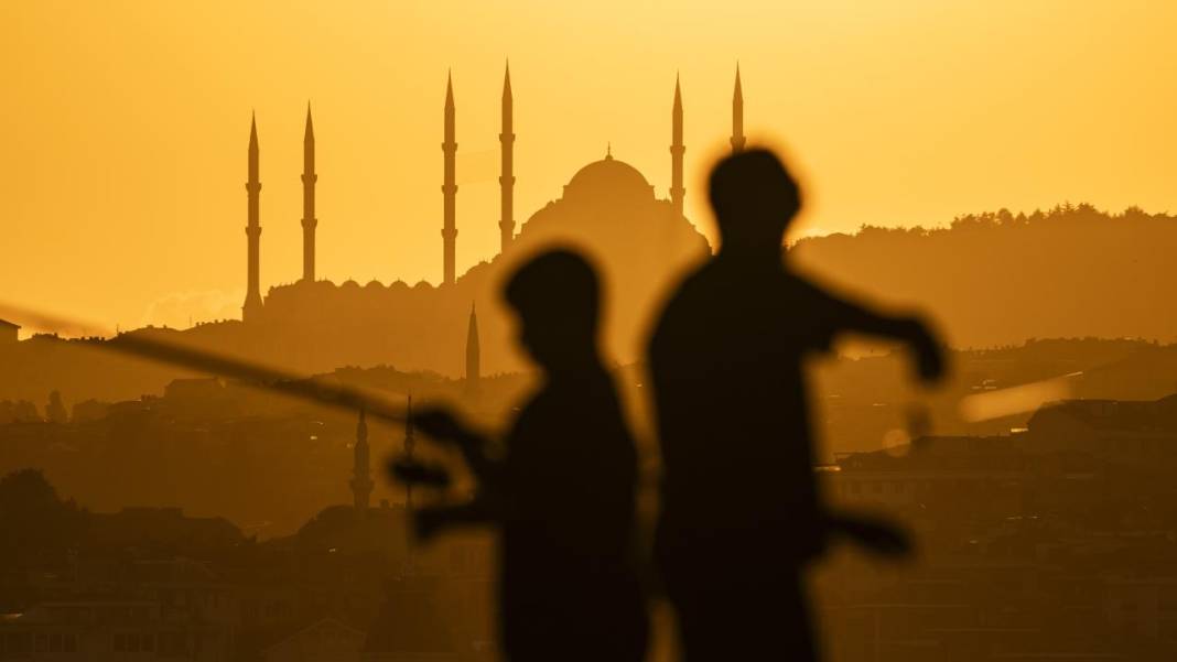 İstanbul'da gün doğumu manzarası 16