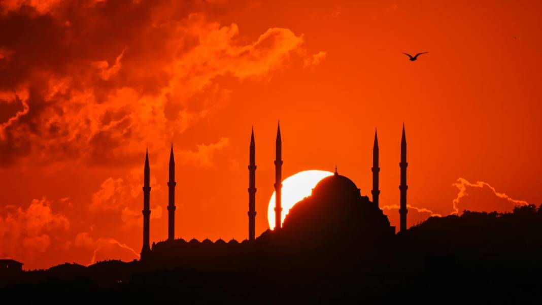 İstanbul'da gün doğumu manzarası 7