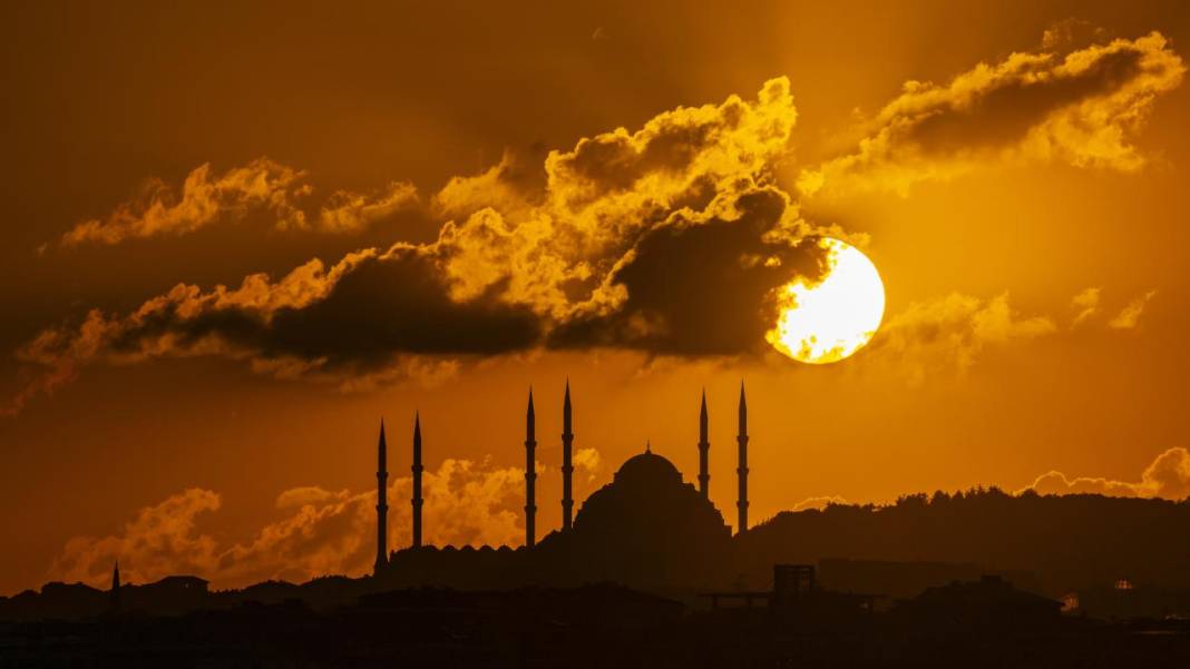 İstanbul'da gün doğumu manzarası 9