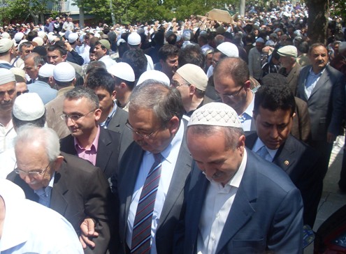 Ali İhsan Tola Ağabey dualarla uğurlandı 24
