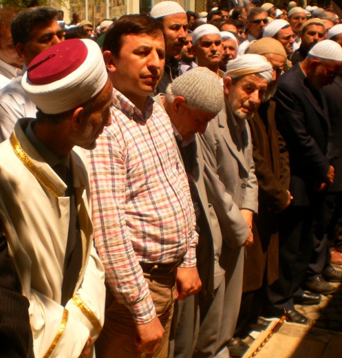 Ali İhsan Tola Ağabey dualarla uğurlandı 7