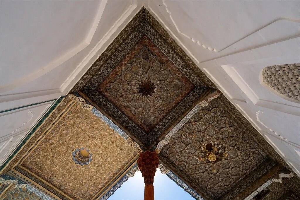 Bahaeddin Nakşibend Külliyesi ziyaretçilerini ağırlıyor 5