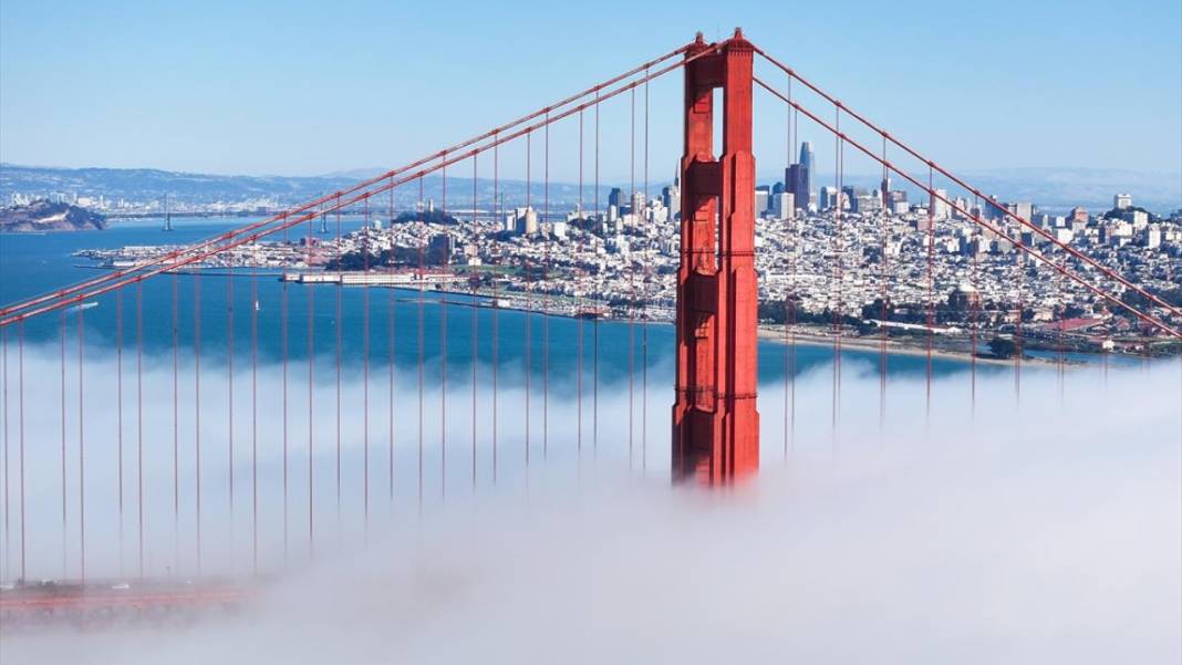 Golden Gate Köprüsü sisle kaplandı 3