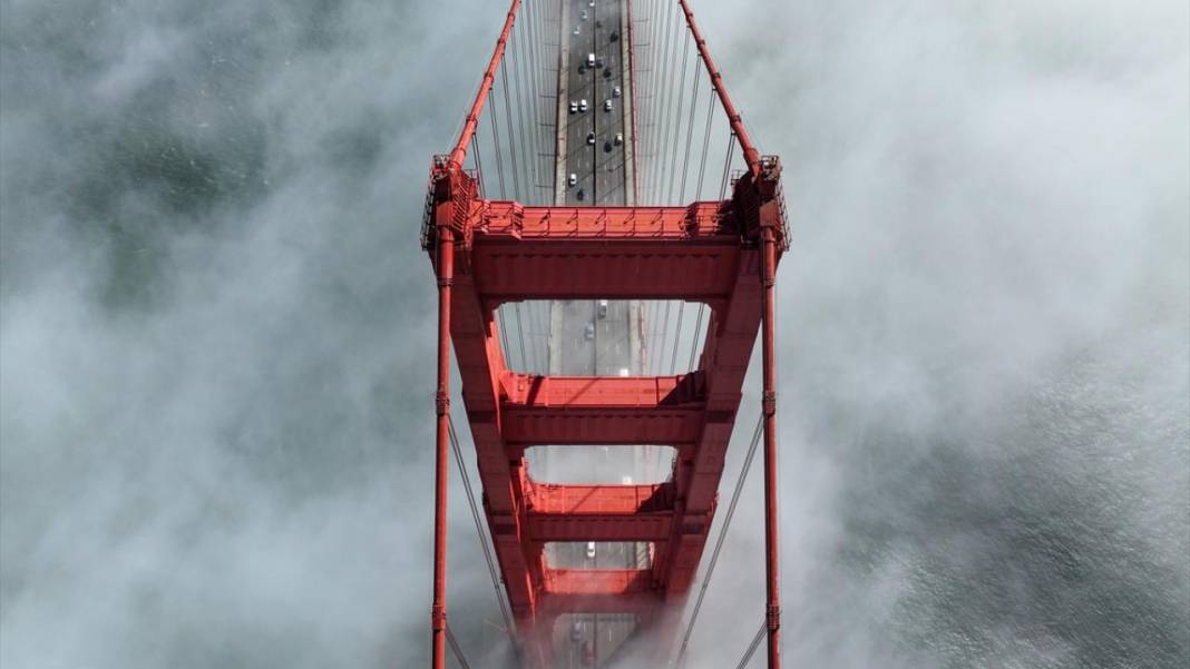 Golden Gate Köprüsü sisle kaplandı 7