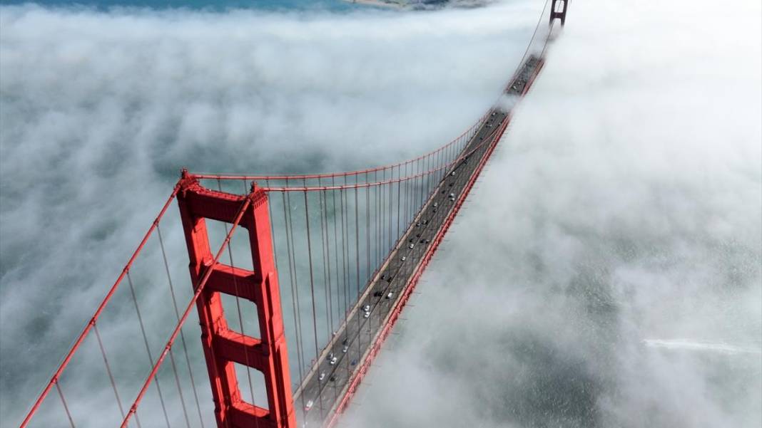 Golden Gate Köprüsü sisle kaplandı 9