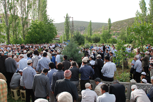 Sav'lı Hasan Kurt, Hakk'a uğurlandı 11