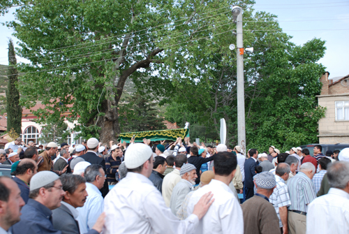 Sav'lı Hasan Kurt, Hakk'a uğurlandı 9