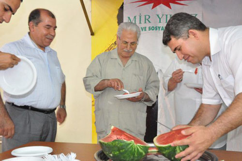 Diyarbakır Karpuz Kesme Etkinliği (2010) 10