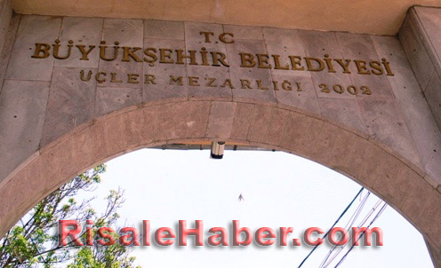 Abdulmecid Nursi'nin kabri 2