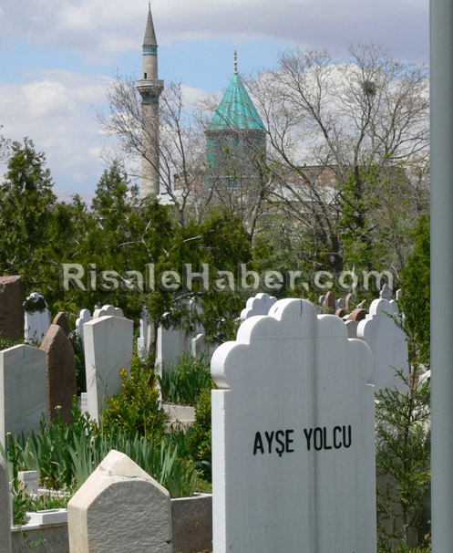 Abdulmecid Nursi'nin kabri 22