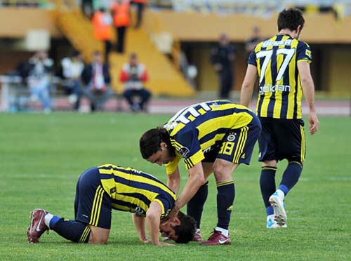 Yeşil sahalarda dua manzaraları 1