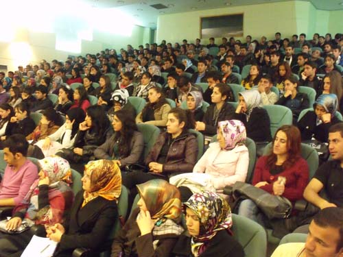 Üniversiteli Gençler Said Nursi'yi konuştu 11