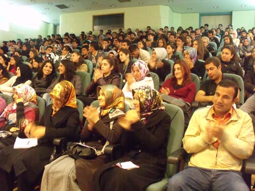 Üniversiteli Gençler Said Nursi'yi konuştu 14