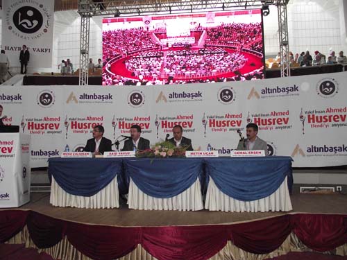 Hüsrev Efendi, Nur talebelerine tanıtıldı 14