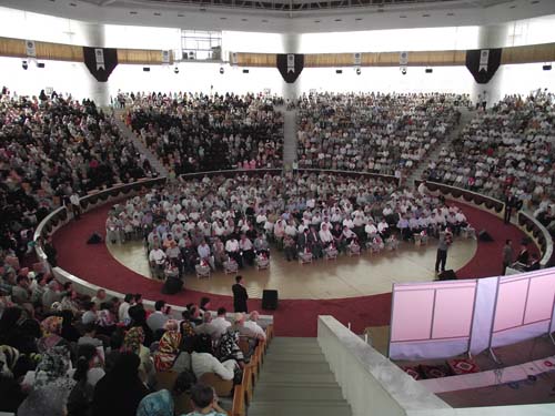 Hüsrev Efendi, Nur talebelerine tanıtıldı 16