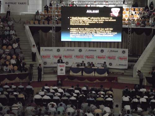 Hüsrev Efendi, Nur talebelerine tanıtıldı 19