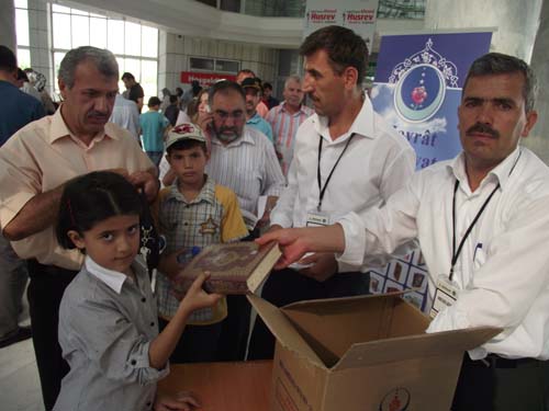 Hüsrev Efendi, Nur talebelerine tanıtıldı 27