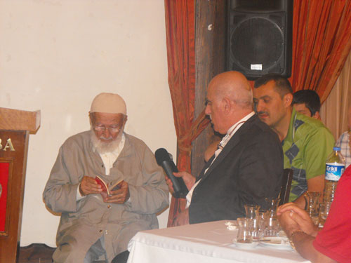 Nur talebeleri Risale Haber iftarında 112