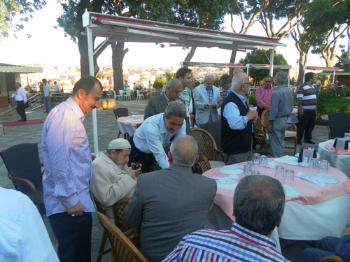 Nur talebeleri Risale Haber iftarında 33